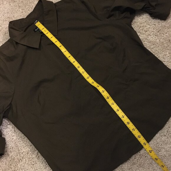 le chateau Brown Ruch Sleeve Button Down Blouse - Picture 12 of 13